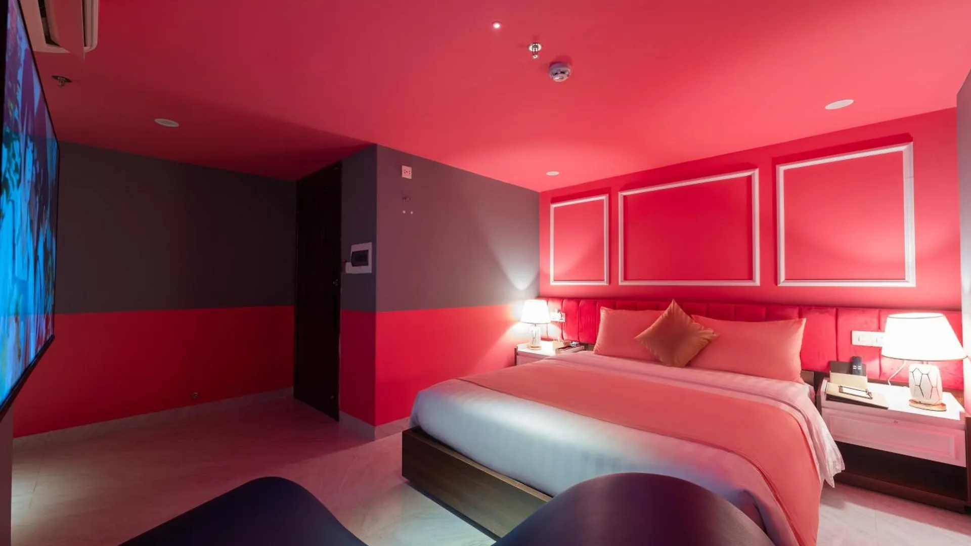 Chiic House 8 - Khach San Tinh Yeu Hotel Da Nang 0*,