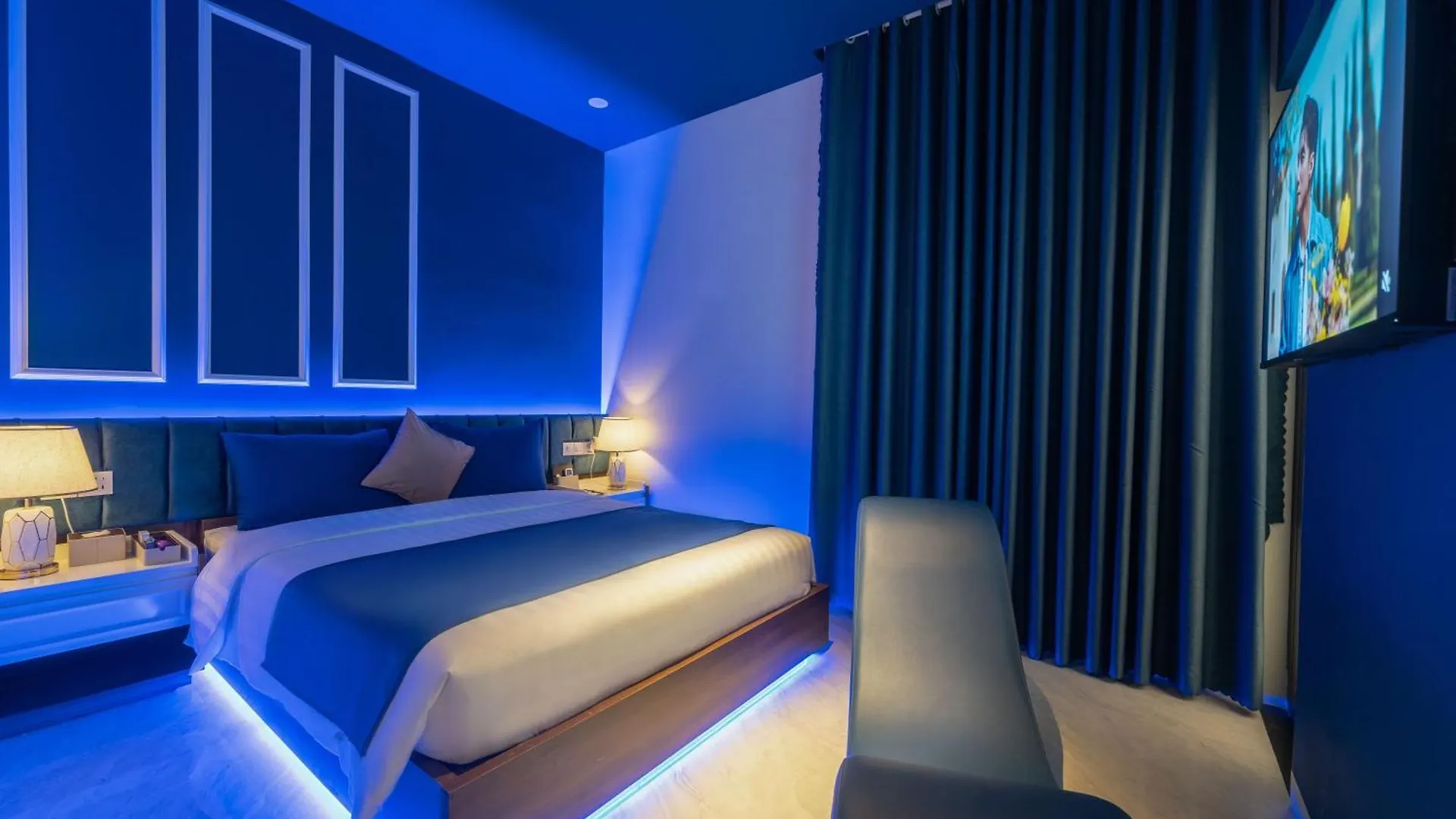 Love hotel Chiic House 8 - Khach San Tinh Yeu Hotel Da Nang