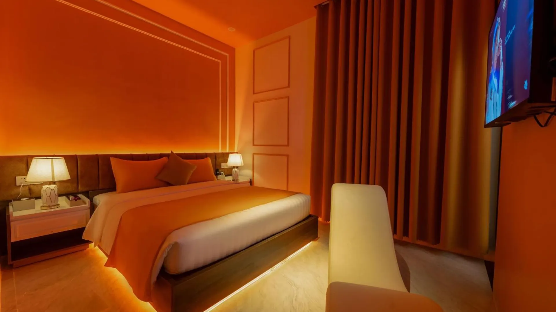Hotel Chiic House 8 - Khach San Tinh Yeu Danang